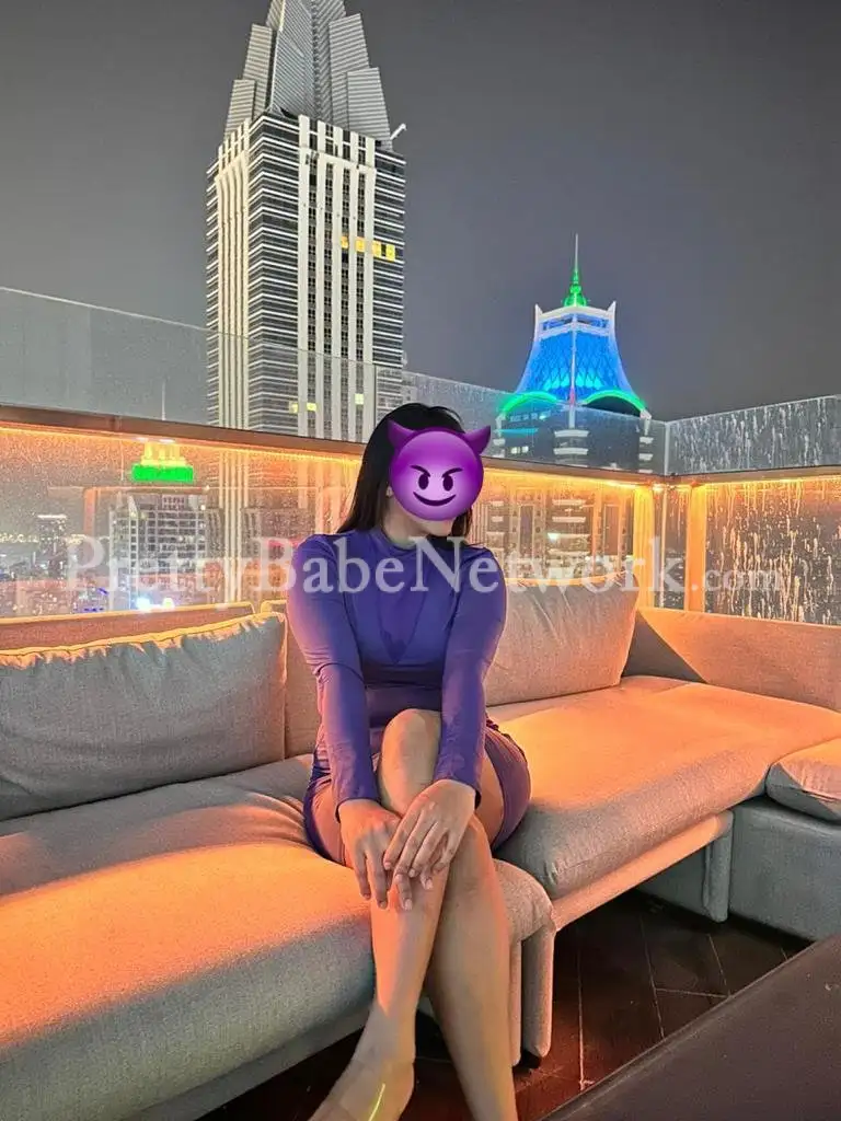 Priyanshi Model Call Girl in Yeshwanthpur, Bangalore